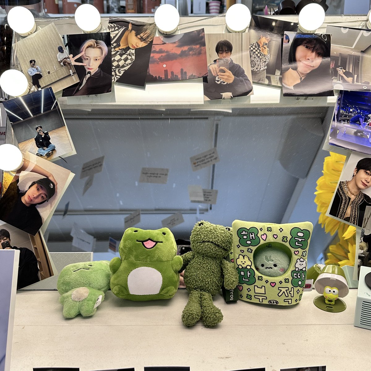 S2hwXD's tweet photo. 형원이의 말들을 한참 들여다보앗서요  🖤❤️

#에이치원_분위기_띄워
#HAPPY_HYUNGWON_DAY https://t.co/qmgIw0gF9c