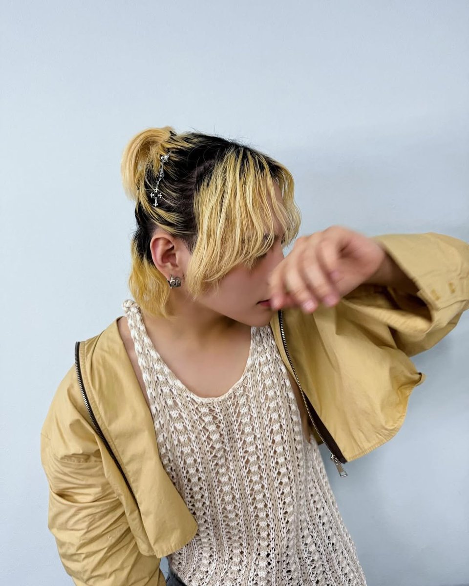 🪽 YEONWOO ── .✦ tweet media