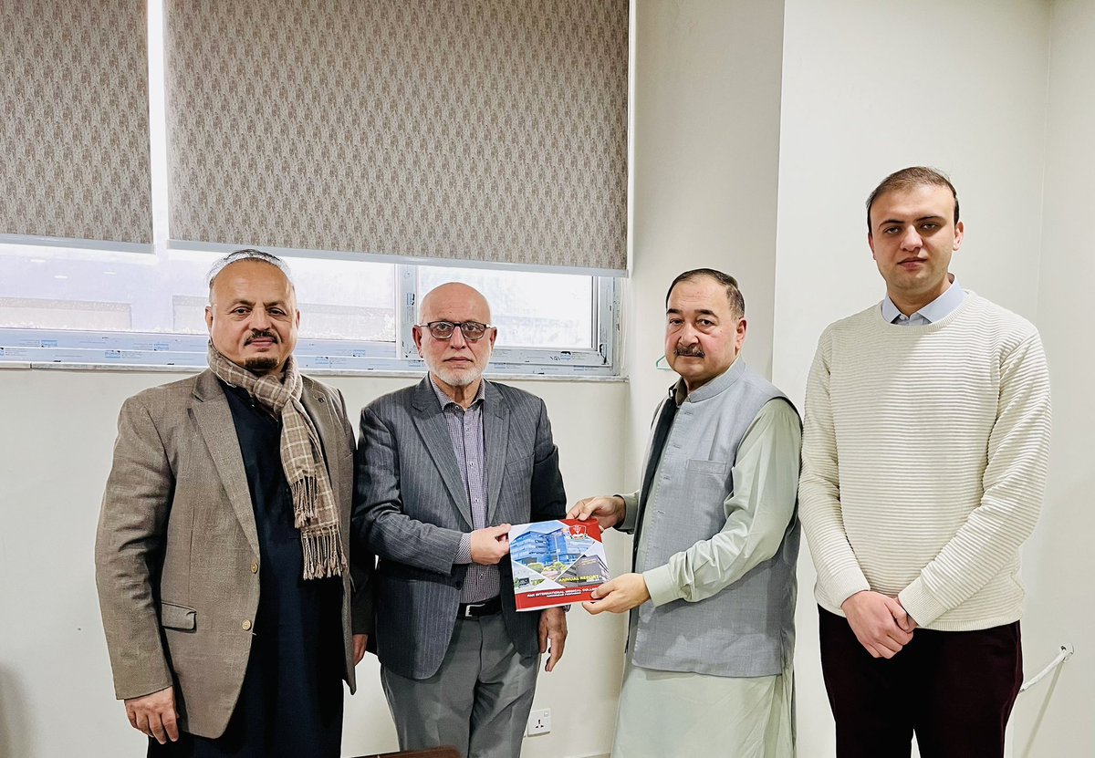 PIMCPeshawar's tweet photo. The Annual Report of Pak International Medical College (PIMC), Hayatabad, was formally presented to the Chairman of PIMC, PINC, and PIMS, Prof. Dr. Tariq Safi. The report was handed over by Principal and Dean of PIMC, Prof. Dr. Amin Jan Khan, accompanied by his team. https://t.co/3tUZCQ1Yw6