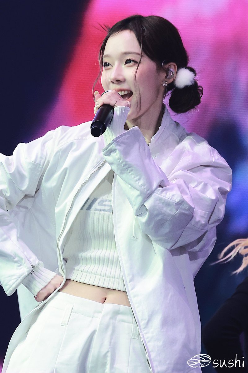 sushiw01's tweet photo. 250112 𝐃𝐫𝐞𝐚𝐦𝐬 𝐂𝐨𝐦𝐞 𝐓𝐫𝐮𝐞

#aespa #에스파
#WINTER #윈터 https://t.co/vWHPDeTrqq