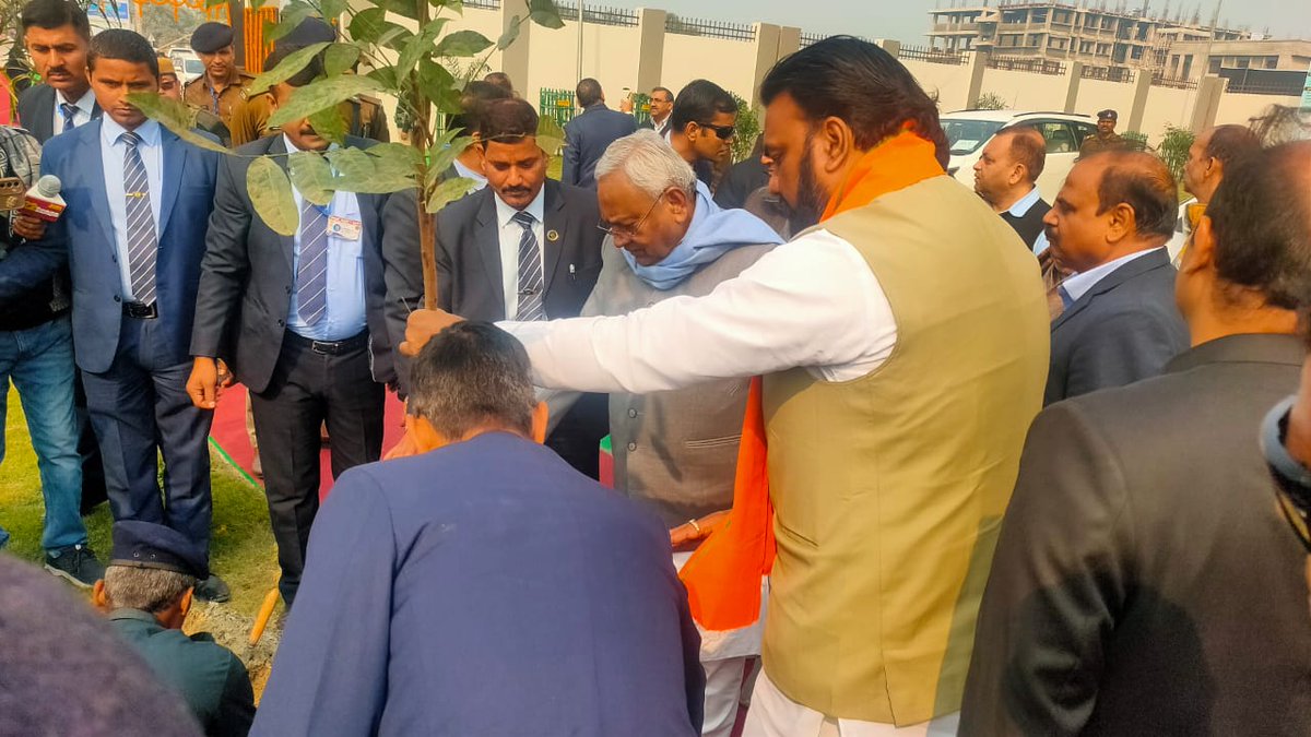 BiharDMD's tweet photo. दिनांक -13/01/2025 को माननीय मुख्यमंत्री द्वारा उजियारपुर, जिला-समस्तीपुर में जिला आपदा प्रतिक्रिया सुविधा-सह-प्रशिक्षण केंद्र के उद्घाटन किया गया। इस दौरान प्रशिक्षण केंद्र के परिसर में माननीय मुख्यमंत्री द्वारा पौधारोपण भी किया गया।
@IPRDBihar
@BSDMA
#BiharDisasterManagement https://t.co/4rScnGM4YQ