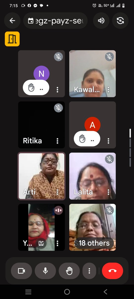 RupaSingh58's tweet photo. संविधान गौरव दिवस के निमित  वर्चुअल बैठक में मुख्य रूप से उपस्थित प्रदेश अध्यक्ष श्रीमती आरती सिंह जी, कार्यक्रम प्रभारी आदरणीय श्री अमर बाउरी जी,सह प्रभारी श्री राकेश भास्कर जी। https://t.co/XSkgLVcySw