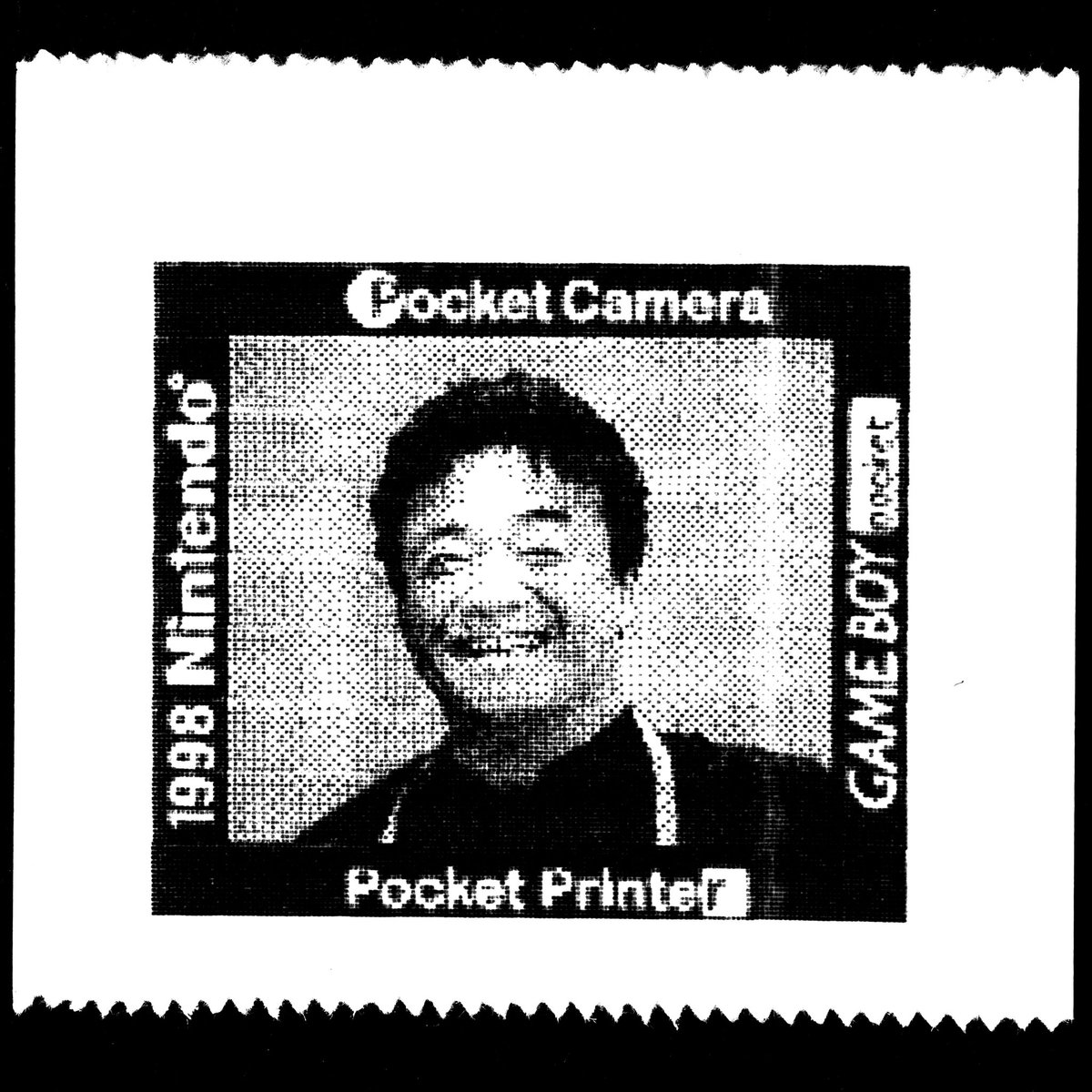 pokecamedays's tweet image. Nintendoポケットカメラで撮った色んな顔（看板）

The face of a person taken with the Game Boy Camera.

#gameboycamera #pocketcamera