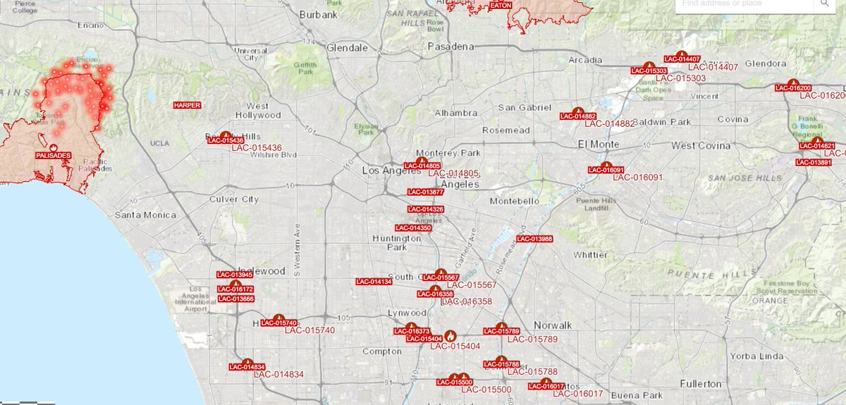 jasonweber's tweet photo. Bro, it can't be coincidence that all these fires just happen to start right near freeways... 
#PalisadesFire #LosAngelesFires #lafires #EatonFire #californiafires #California https://t.co/N34FWPet25