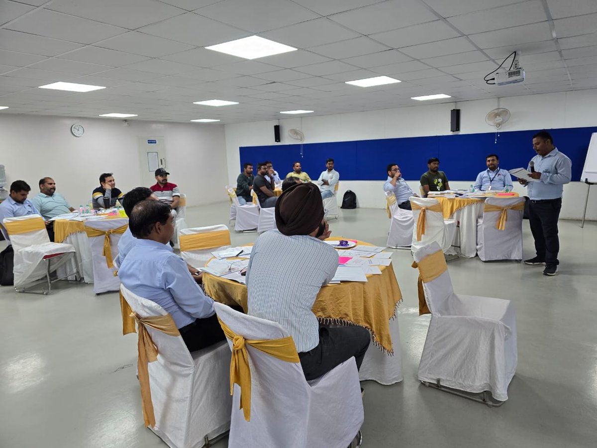 Resolute_GOC's tweet photo. Our senior leaders & departmental heads participated in a thought-provoking session on Emotional Intelligence and its significance in aligning with our brand values of being AGILE, ADAPTIVE, & SAVVY at the workplace.
#EmotionalIntelligence #EI #Power2025 #ODMLeader #EMS https://t.co/CTszZEUNU3