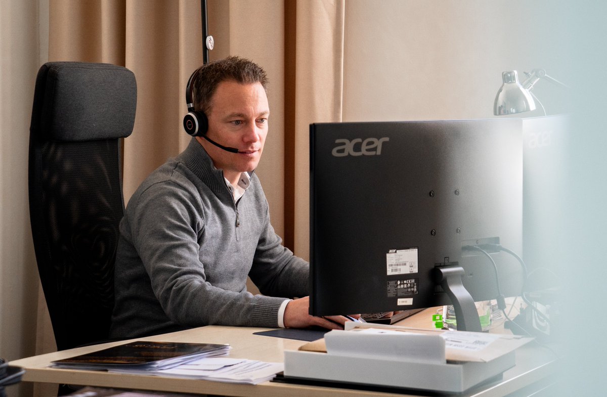 VooFlights's tweet photo. We’re starting the year with big ambitions and a clear focus: making your business aviation journey smoother, faster, and smarter! ⚡ 

We’re excited about what’s ahead and can’t wait to grow alongside you this year!

#VOOFlights #businessaviation #innovation #clearskiesahead https://t.co/tjisghPFmr