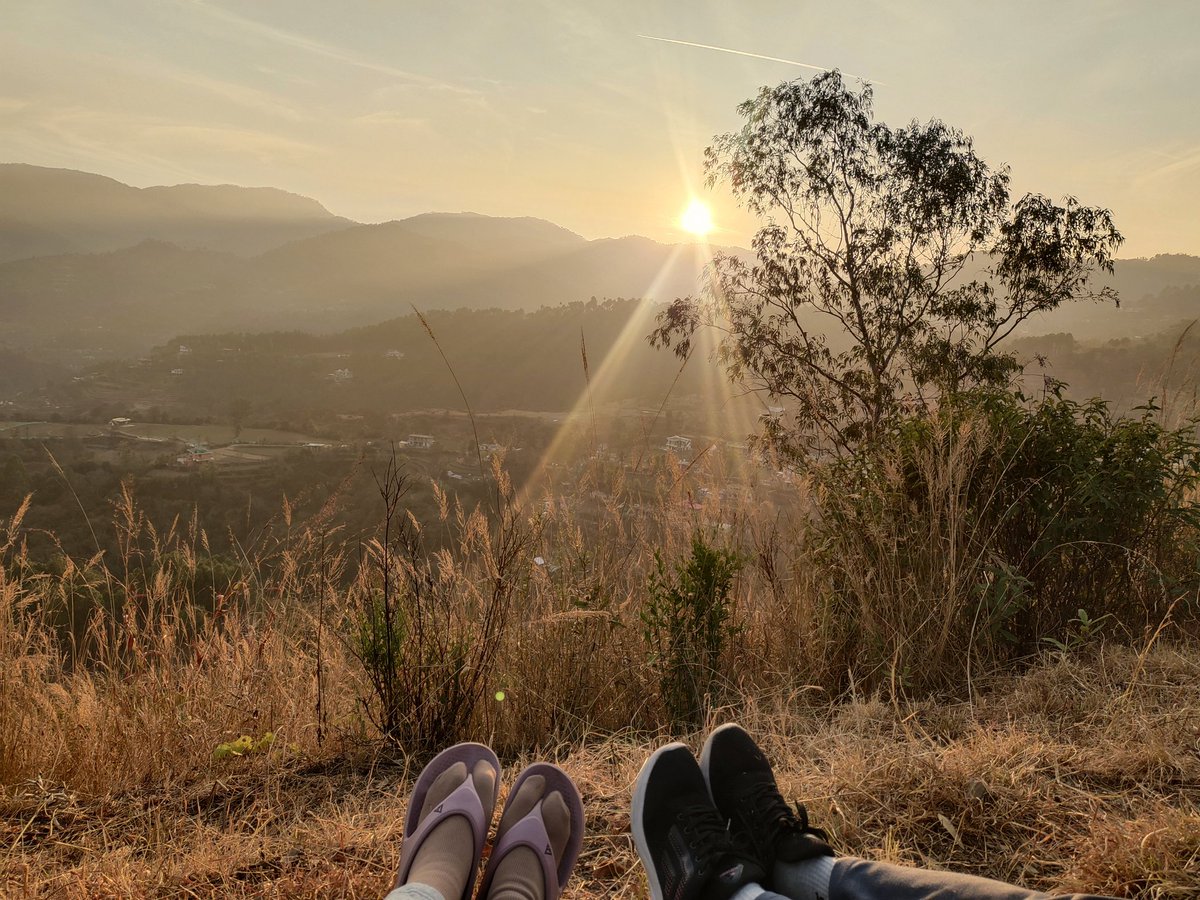 itzappie__001's tweet photo. दोस्तों के साथ दो पल are worth it ✔️
#SunsetLovers #sunsetchill #FriendshipGoals #SunsetLovers #friends https://t.co/SDHg0sSpuw