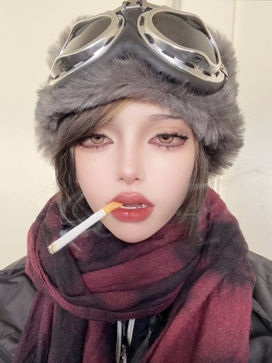 Melllo_x's tweet photo. 年を重ねる度にスノボーの腰への負担が凄いです
つかれた https://t.co/7ISjL3H9hr