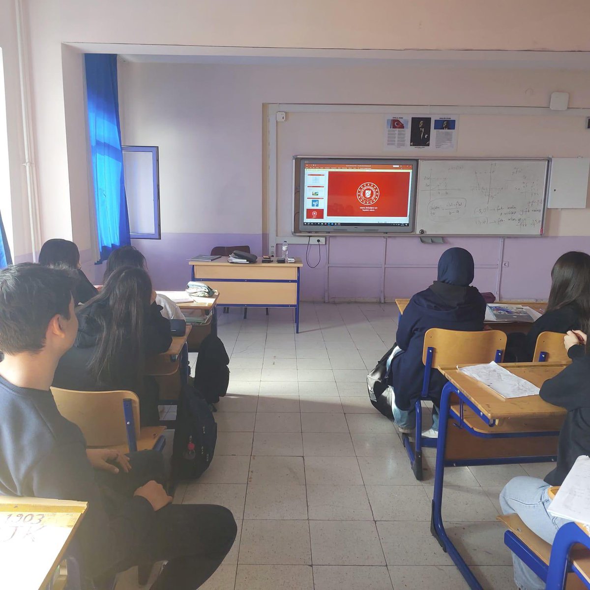 LokmanMtal's tweet photo. Enerji verimliliği kapsamında öğrencilerimize enerji verimliliği sunusu izletildi https://t.co/dYvnMzHgXx
