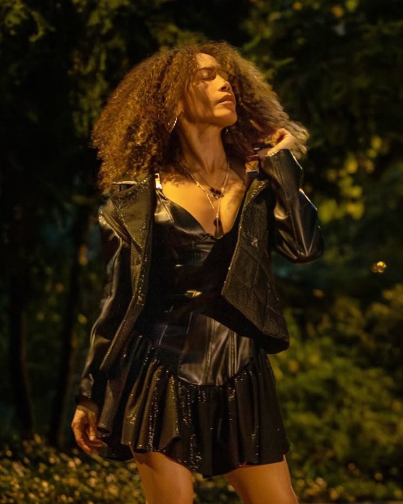 nelsontavarezNT's tweet photo. Latest fashion  work for Carolina Camacho  https://t.co/wlaseBA8WA https://t.co/ZXdbUrbqDT