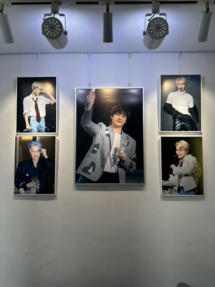 Kai0114Kim94's tweet photo. 어제 여기두 댕겨왔지😊 
인형파우치 넘 갖고싶었쟈나😆 쪼니니가 더 기여워졌오 ㅋㅋ 예쁜카페 이벤트 감사합니다💛
#따뜻한_종인이의_겨울생일
#종인아_생일축하해 https://t.co/ZoQFdrYzF8
