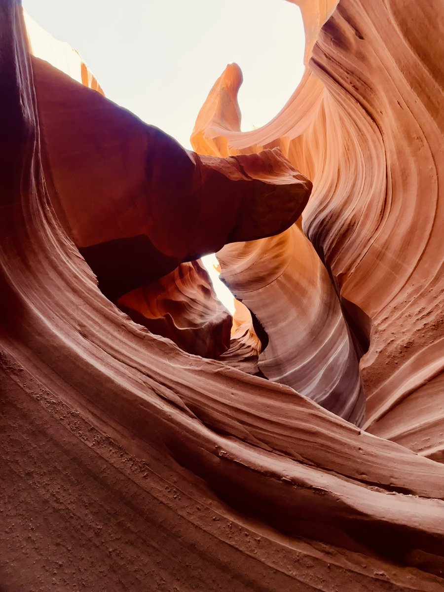 mariam_SV's tweet photo. Último spam del Antelope Canyon 😍 https://t.co/GerkReCLuI