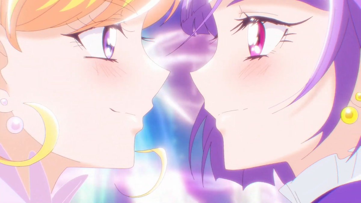 CureMemeRice's tweet photo. Transformation sequence - ❌

Mirai and Riko kissing each other for 1 whole minute ✅

#precure https://t.co/TJQVqgaaS2