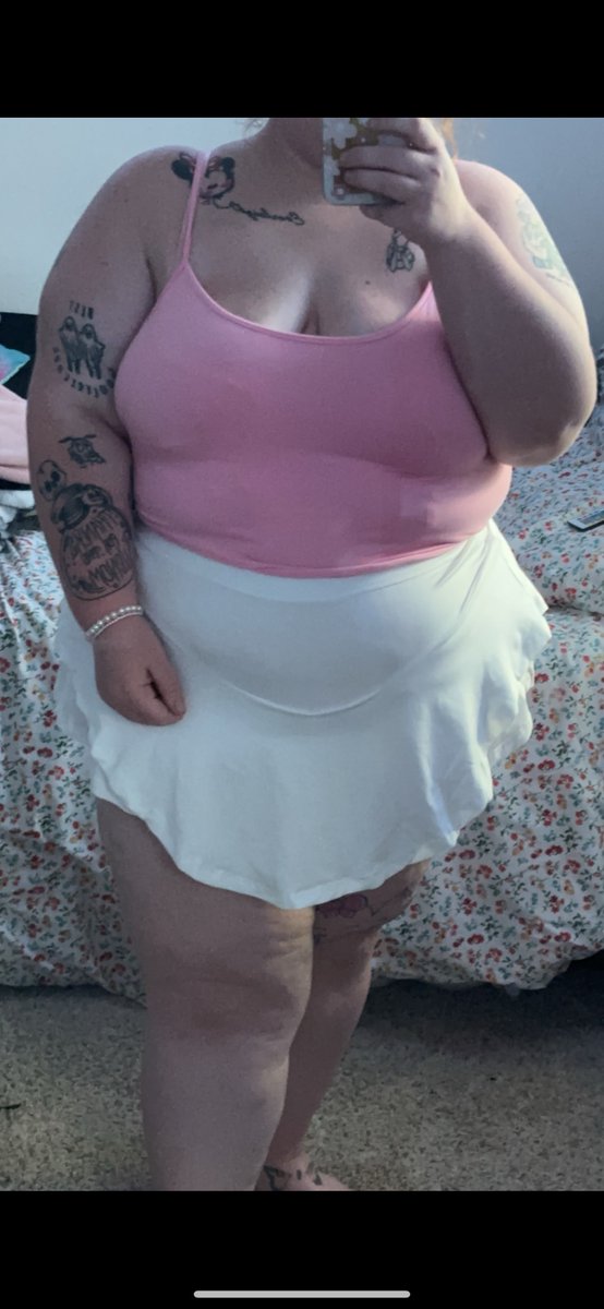 justanothafat69's tweet photo. 110lbs down, 52 more to go 😘 https://t.co/xTSL24uAsc