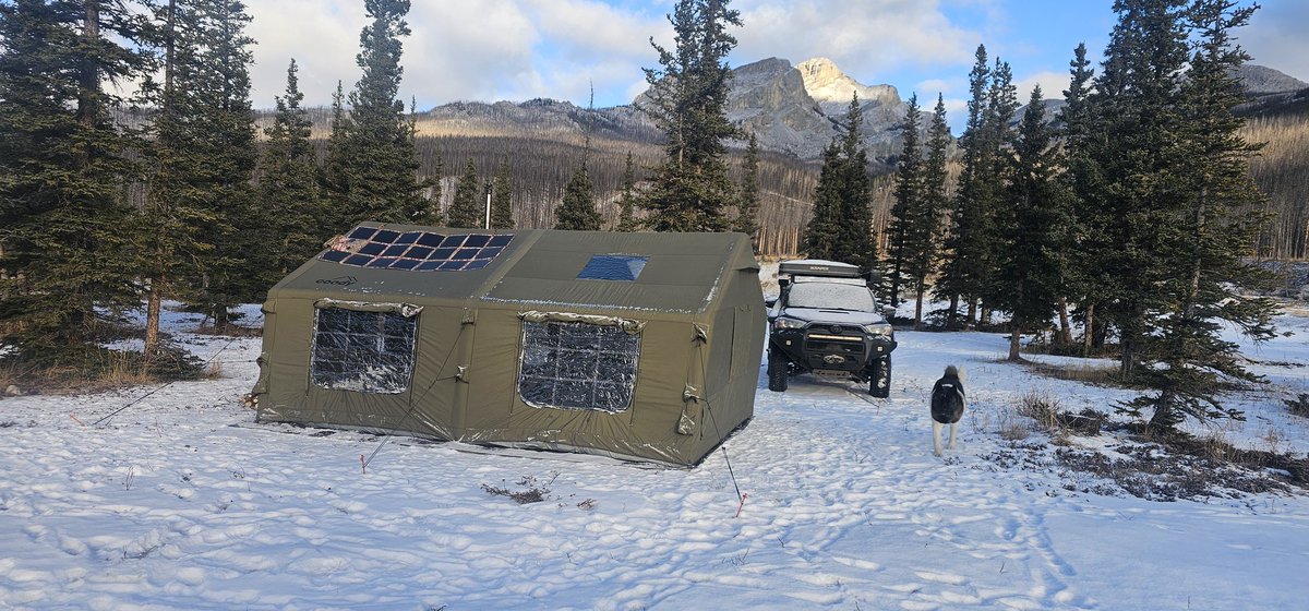offgridtrek's tweet photo. Great night out relaxing in Ghost area testing the RBM Coody 7 8-10 person inflatable tent with wood stove.  Youtube video of first impressions will be uploaded tomorrow on Off Grid Trek youtube channel.  That is our 300W Solar Blanket running the fridge and all other electronics https://t.co/3sv0atKYY3
