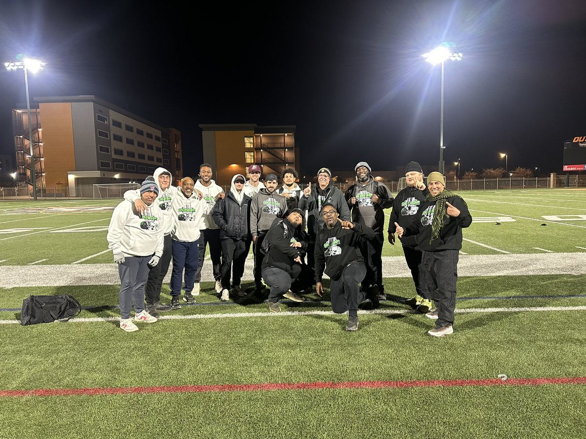 Coach Cooper 🏈 (@zcooper24) on Twitter photo <a href="/GT_SeniorBowl/">Gametime Senior Bowl & Events</a> was awesome last night! Not the result we wanted but still a great game with some lifelong friendships built in the process! Glad I got to coach with my guys down in AZ! Especially thankful for being able to coach <a href="/king_Hamilton1/">King Soloman</a> <a href="/Jonny_neal61/">Jonathan Neal</a> one last time! <a href="/GT_SeniorBowl/">Gametime Senior Bowl & Events</a> was awesome last night! Not the result we wanted but still a great game with some lifelong friendships built in the process! Glad I got to coach with my guys down in AZ! Especially thankful for being able to coach <a href="/king_Hamilton1/">King Soloman</a> <a href="/Jonny_neal61/">Jonathan Neal</a> one last time!