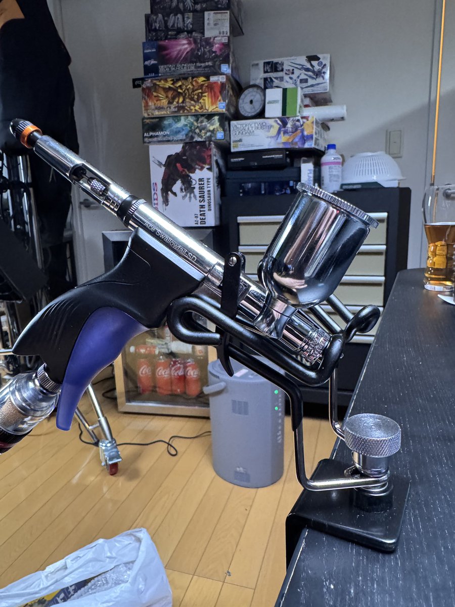 ぷらばんハンドピースに対応してるエアブラシスタンドありました