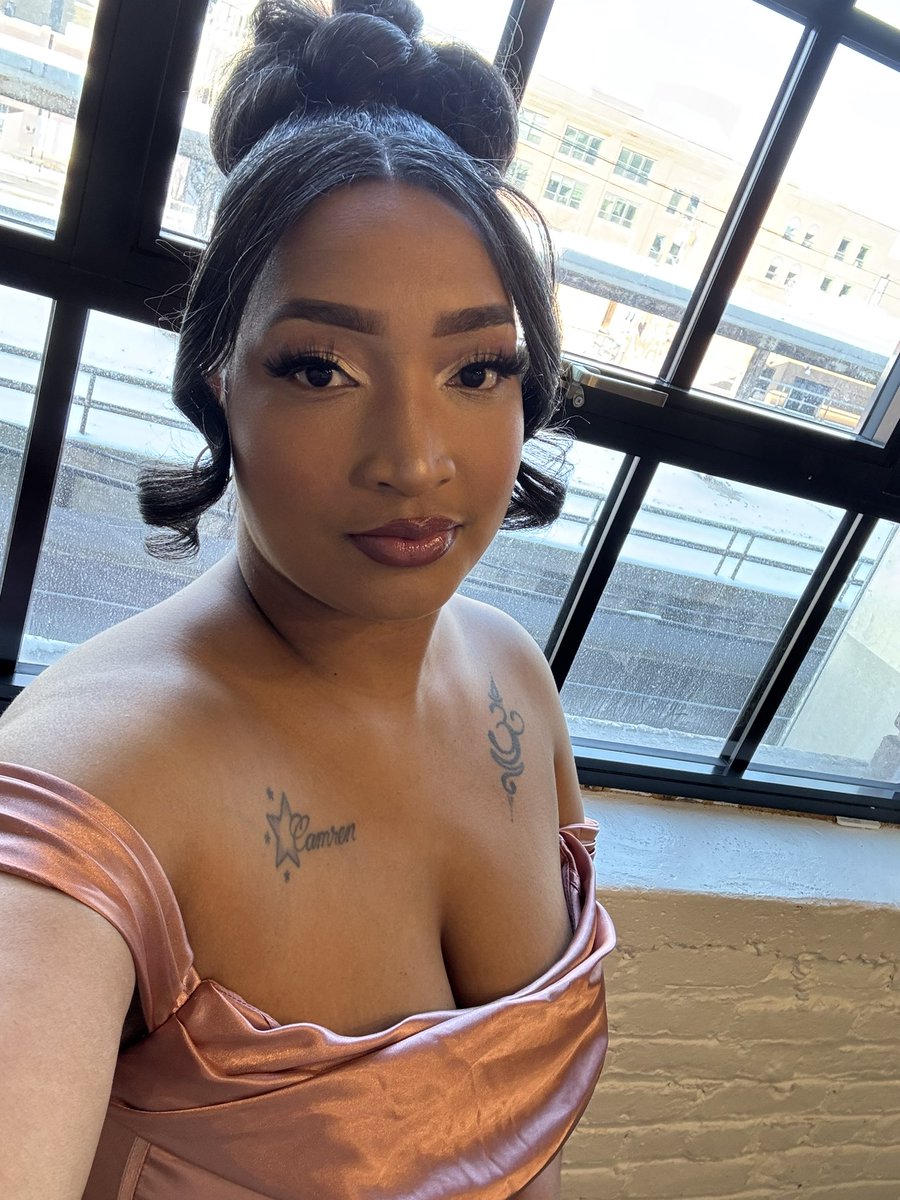 TheBigBodyBenzz's tweet photo. Wedding Vibes 💒✨#bridemaid 1/11/2025 https://t.co/I1XCDkKrTz