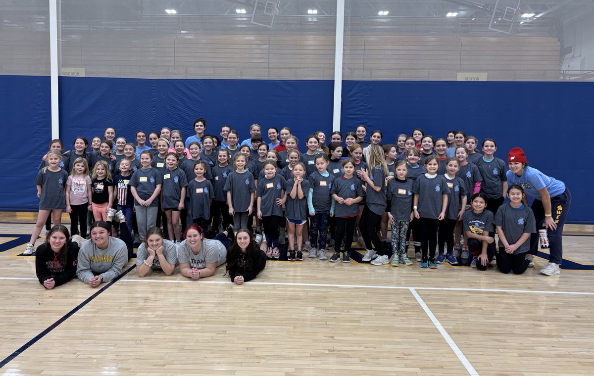 Amazing turnout over 60 girls at our swing into the New Year Clinic! Thank you Westies and Lead Staff. . .Taylor and Jordan @luvikingssb, Autumn @uwrfsoftball, West Alumni Allison, Newman Alumni Ashley!