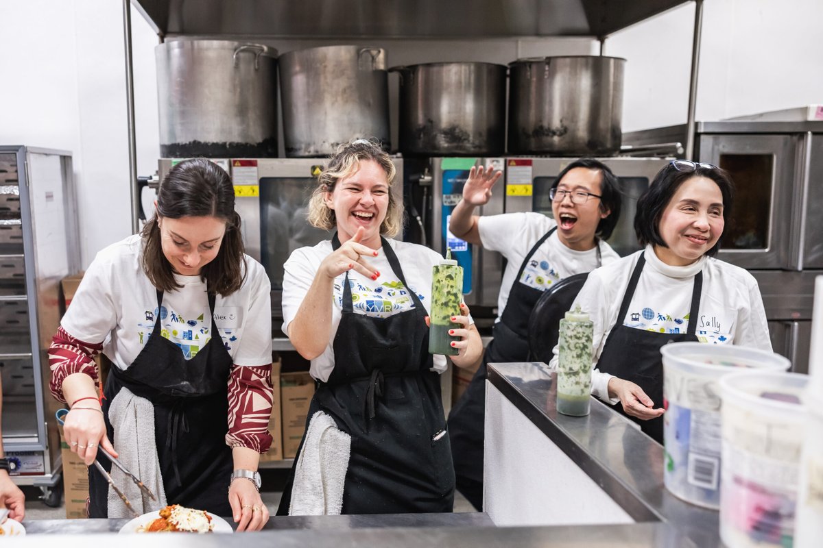 A Better Life Foundation feeds marginalized people in the Downtown Eastside in a restaurant setting.

Executive director Ash MacLeod: “We want to take pessimism and turn it into hope.” 

Read on: bit.ly/4hdExPj
