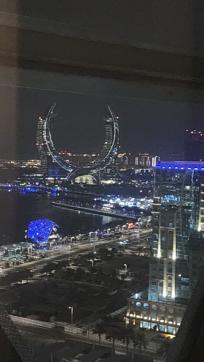 لتملأ الابتسامه حياتكم ... فالحياة قصيرة....