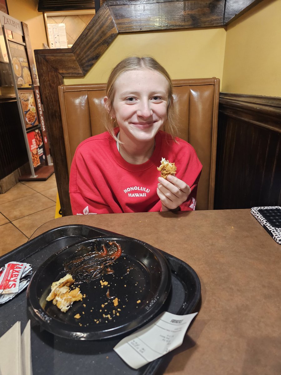 thingspjwsays's tweet photo. Finished a whole Big Zax Snax for the 1st time https://t.co/baTeZkzxAH