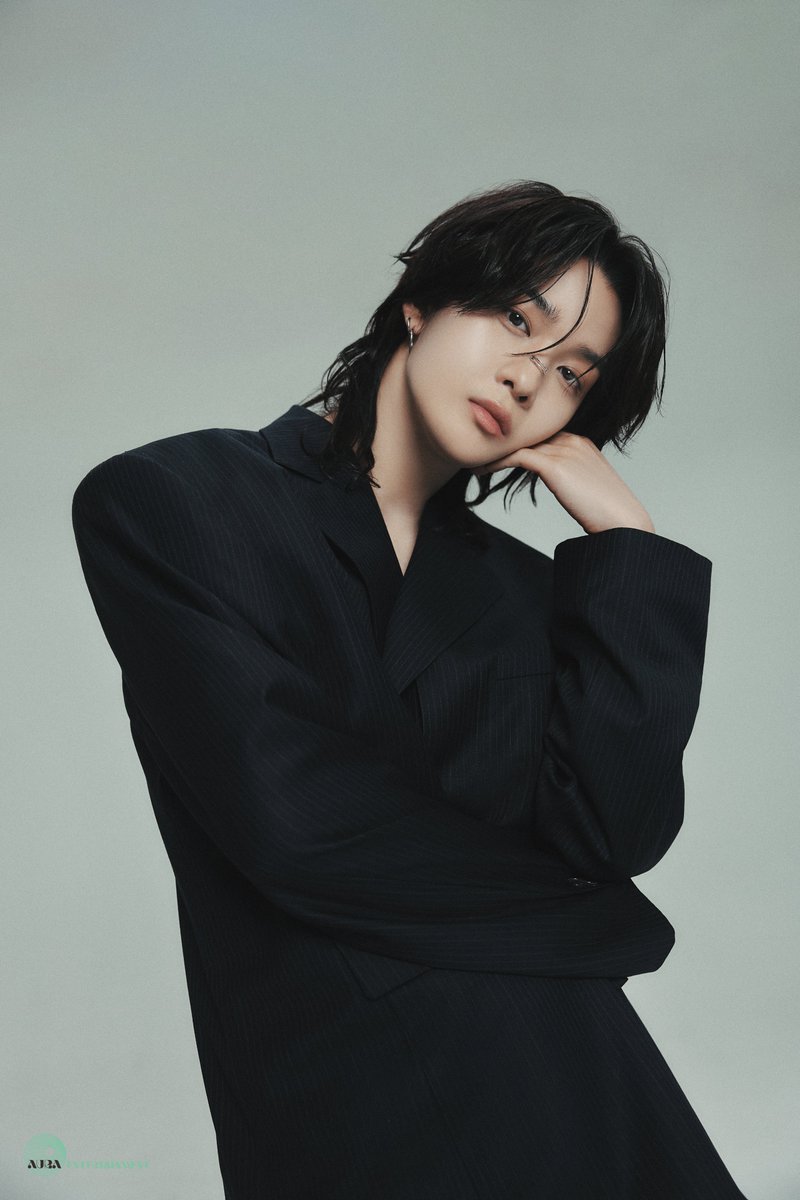 sodubaejy's tweet photo. Bae Jinyoung, I hope you reconsider being an actor too.. this face... everyone needs to see and go crazy over this face 🫠 https://t.co/3bmlpSicVY