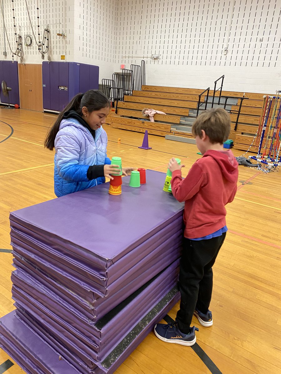 VBatt_PhysEd's tweet photo. 4th graders participating in the World Cup Stacking competition showing their cup stacking speed in various challenges @HamptonBaysES https://t.co/NM0g9A54BK
