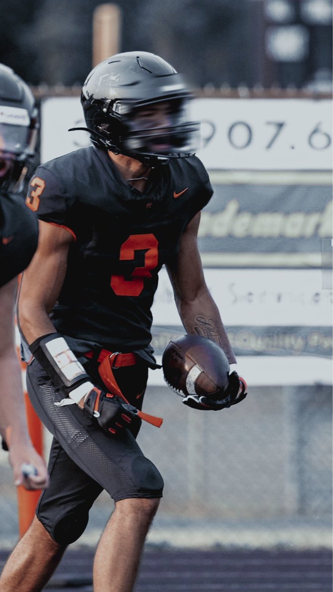 Boston Walker (@iambostonwalker) on Twitter photo getting ready college ball soon….lfg🤬 getting ready college ball soon….lfg🤬