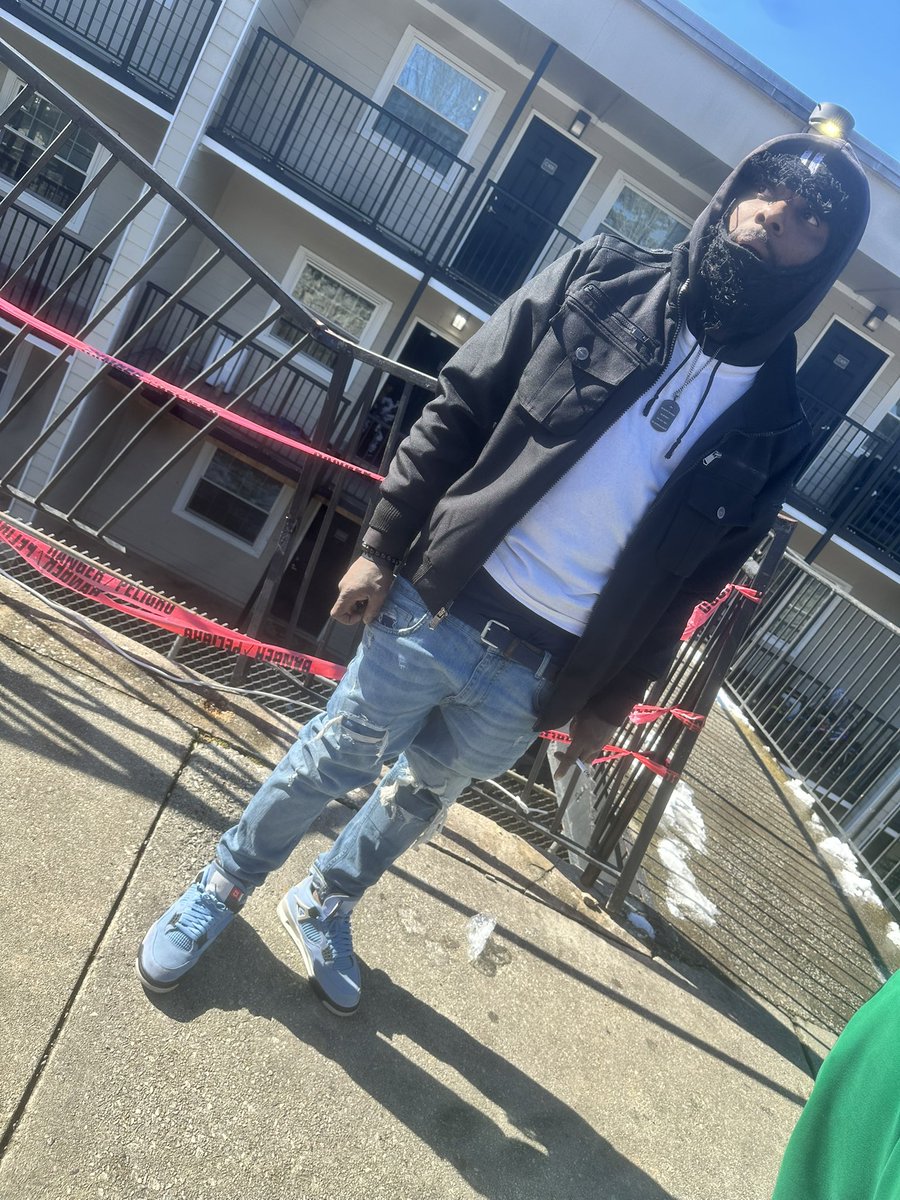 tejay2500's tweet photo. ☝🏾 of 🚫 #ItzDa🧅Babii🤟🏾 https://t.co/IE5lpHkTWe