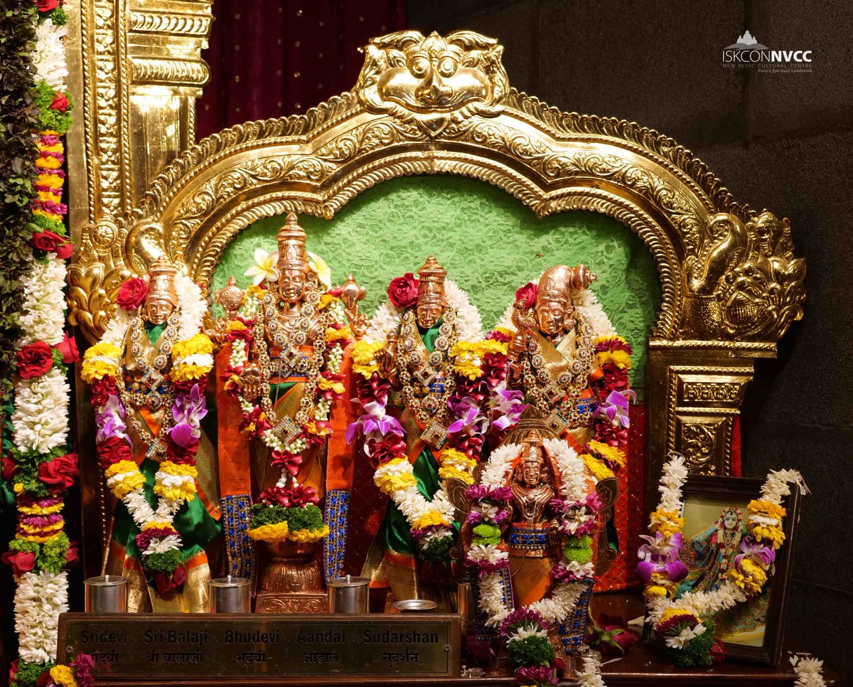 ISKCONPune's tweet photo. 🙏🏽Today's Darshan 📿 🗓13-01-2025🙏
🌷Sri Balaji🌷
🚩@ISKCONNVCCPune🚩
.
.
#ISKCONNVCC #ISKCONPune #ISKCONNVCCPune #ISKCON
#13thjanuary #13thjanuary2025 #Monday
#Harinaamsankirtan #Radheshyamdas #Radheradhe
#Sankirtan #Kirtan #Vrindavan #Mayapur #Prabhupada
#GVE #Govardhan https://t.co/LSHiUjp1oV