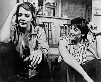 fwirbanks's tweet image. if only people knew Jean Smart's immense contribution not only to comedy but for everything she did and still does for our community. i mean, she was the main character in one of the first lesbian plays in the eighties!!!, opening paths in HISTORY for everything we have now