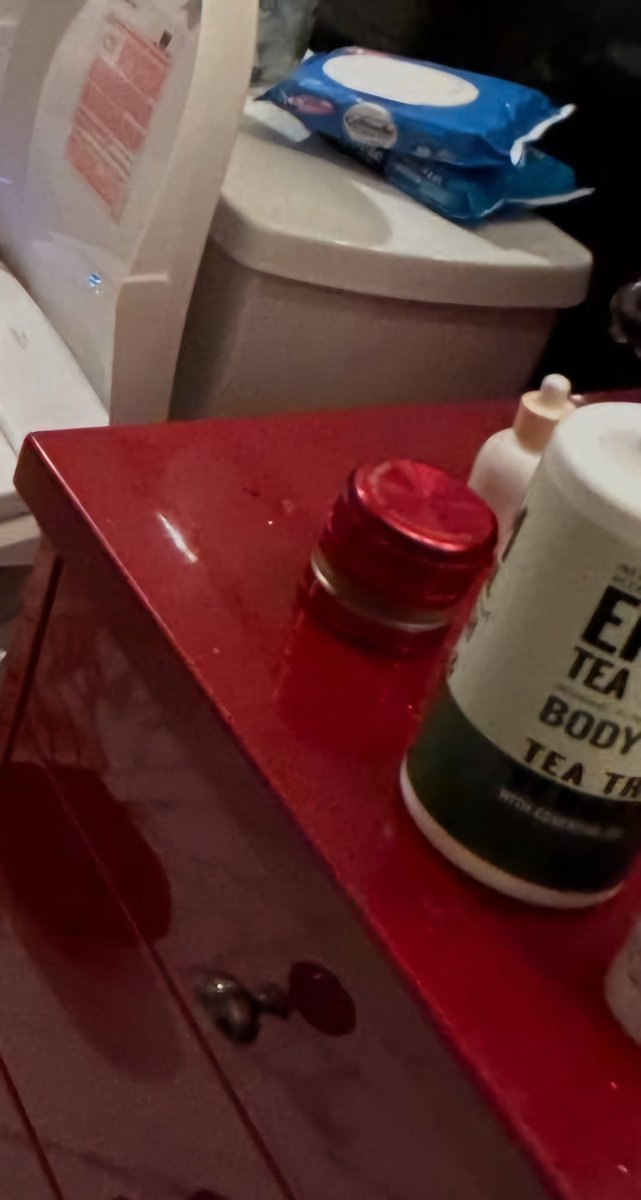 For the Love of E.T. tweet media