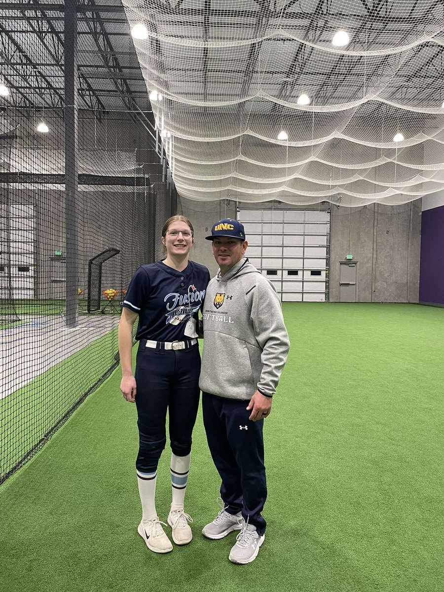 Back from a quick trip to Greeley Colorado. Great camp at UNC! Lots of reps and feedback. Always great to see the UNC Coaches. A big thank you to coaches and players for a great atmosphere. Also thank you to my mom for being my travel buddy. <a href="/UNC_BearsSB/">UNC Bears Softball</a>
<a href="/DedeannPH1/">Dedeann Pendleton-Helm</a> <a href="/coach_simm/">Harold Simmons</a>