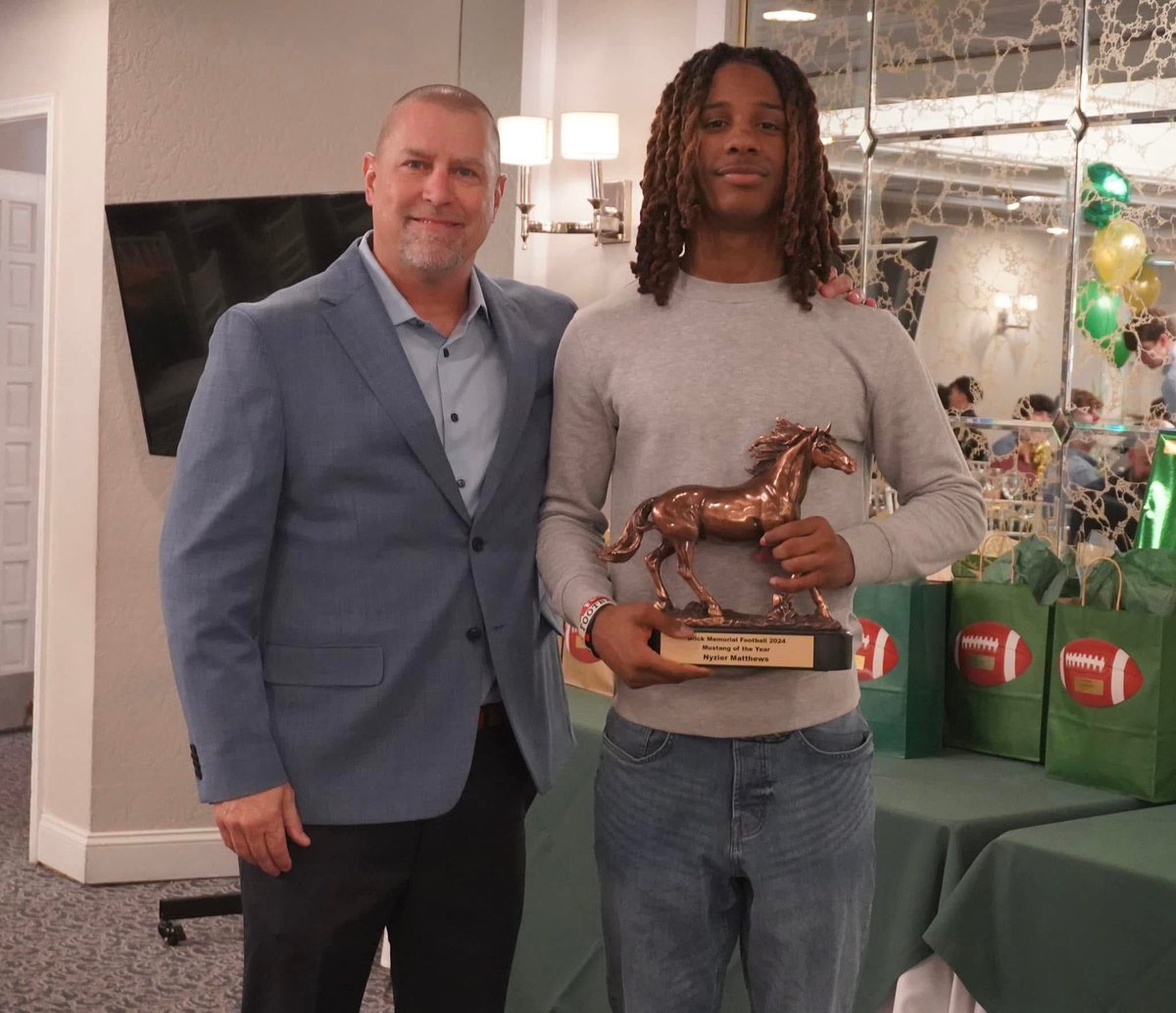 Words can not describe how grateful I am to be able to receive Mustang of the year award !!!  Thanks to my amazing coaches for everything another big thanks to my teammates 💚💛🏈 Next year will be just as amazing