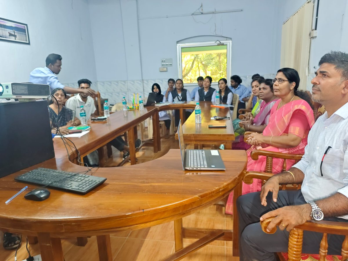 JudeThoothoor's tweet photo. An awareness cum workshop on ‘Micro Small and Medium Enterprises Innovation support
schemes’ was arranged for the final year and the second year undergraduate students of St. Jude’s
College Thoothoor on 9th January 2025 . https://t.co/WbHdaGBY53
