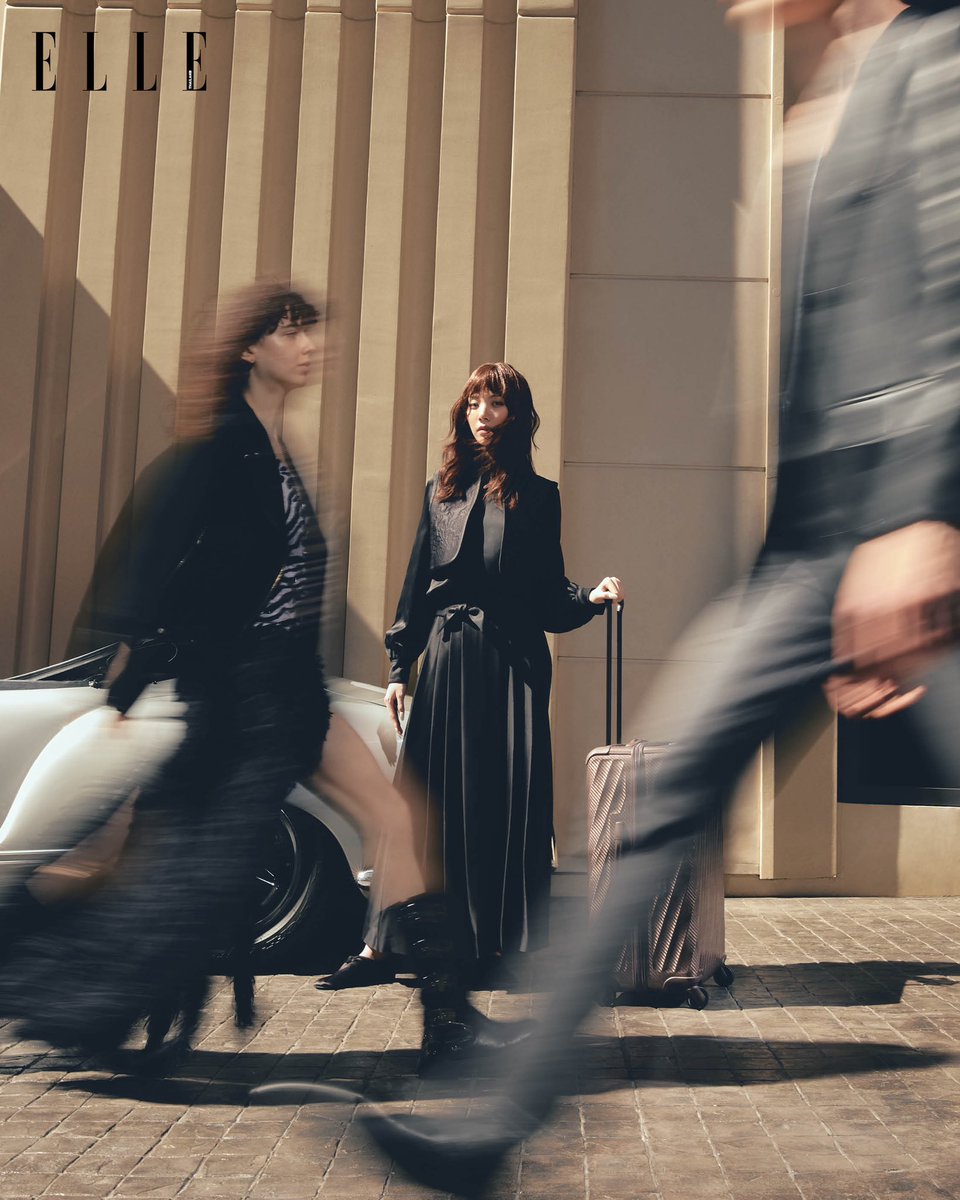 ELLEThailand tweet picture