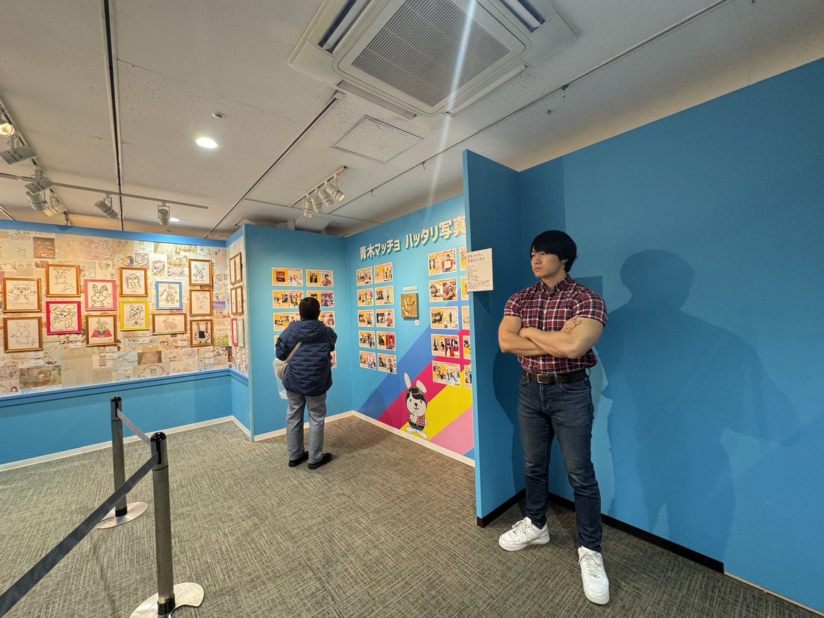 aoki_Nomacho's tweet photo. 本当に展示されてきました。

#ラッピーデパート 
#ラヴィット ！ https://t.co/GtF6G8skzS