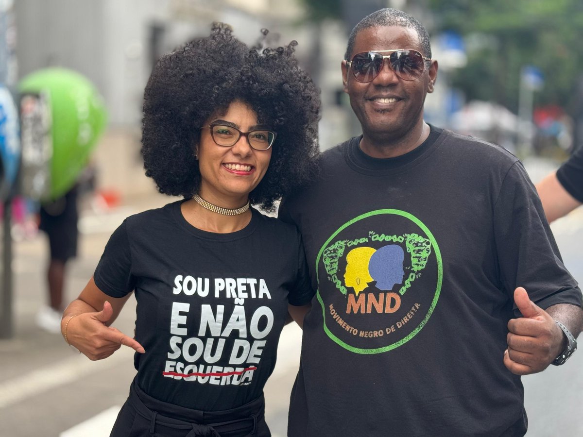 Claudio39852221's tweet photo. Somos pretos e não somos de esquerda!!! https://t.co/ku9Uzj00KH