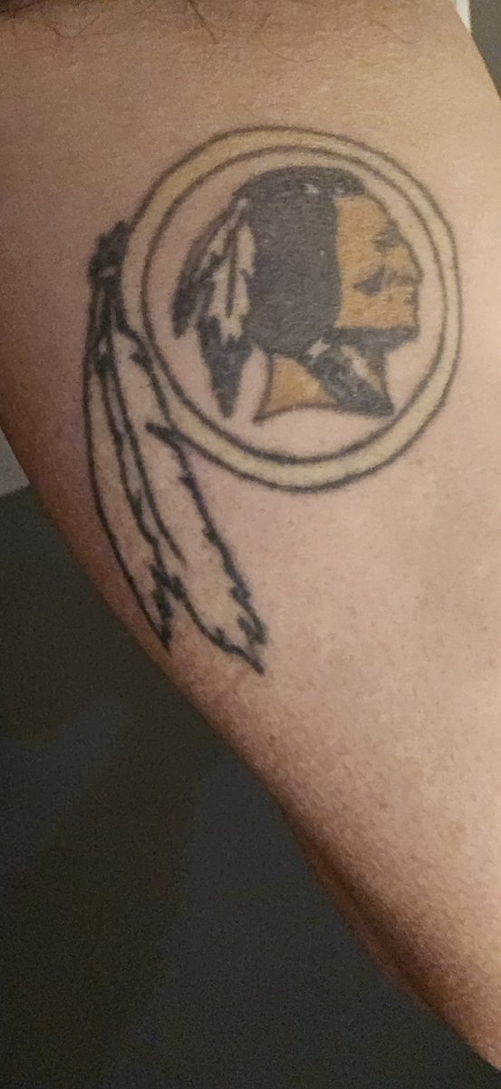 stubzeee's tweet photo. So glad I had an early sleep and then stayed up for this. Let's fucking go! #RaiseHail    . Now bed for just over an hour, then alarm time and work. Had to be the late game didn't it #UKNFLFan https://t.co/J9QcQukdXA