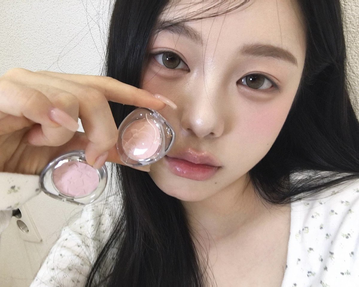 nyaong209's tweet photo. @ seon_uoo님 렌즈 정보
하..이뿌다... https://t.co/aNeJqIbZdR
