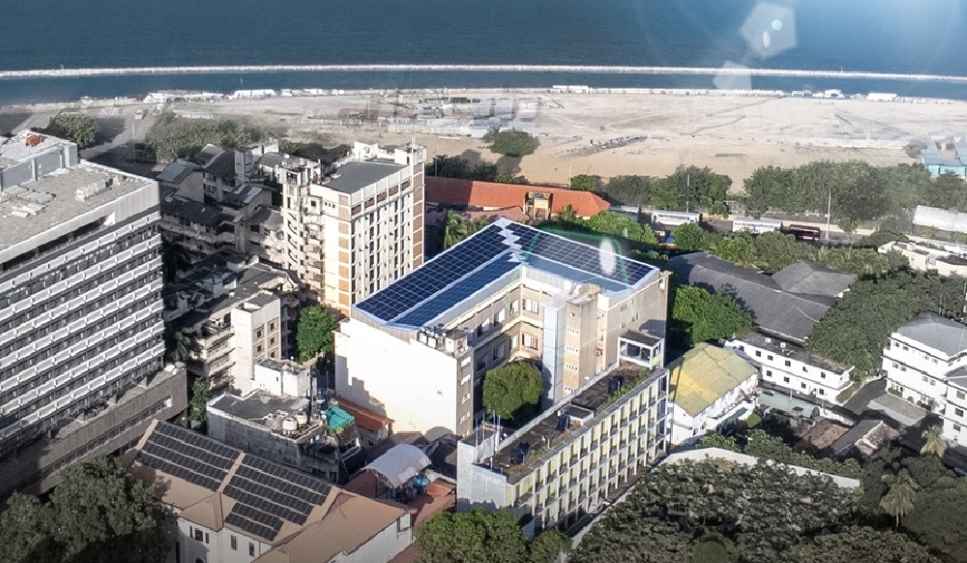 lbnbusinessnews's tweet image. Baurs Partners with Hayleys Solar towards Clean and Sustainable Energy for Colombo HQ Office
tinyurl.com/2csucxtt
#Baurs #HayleysSolar #SustainableEnergy