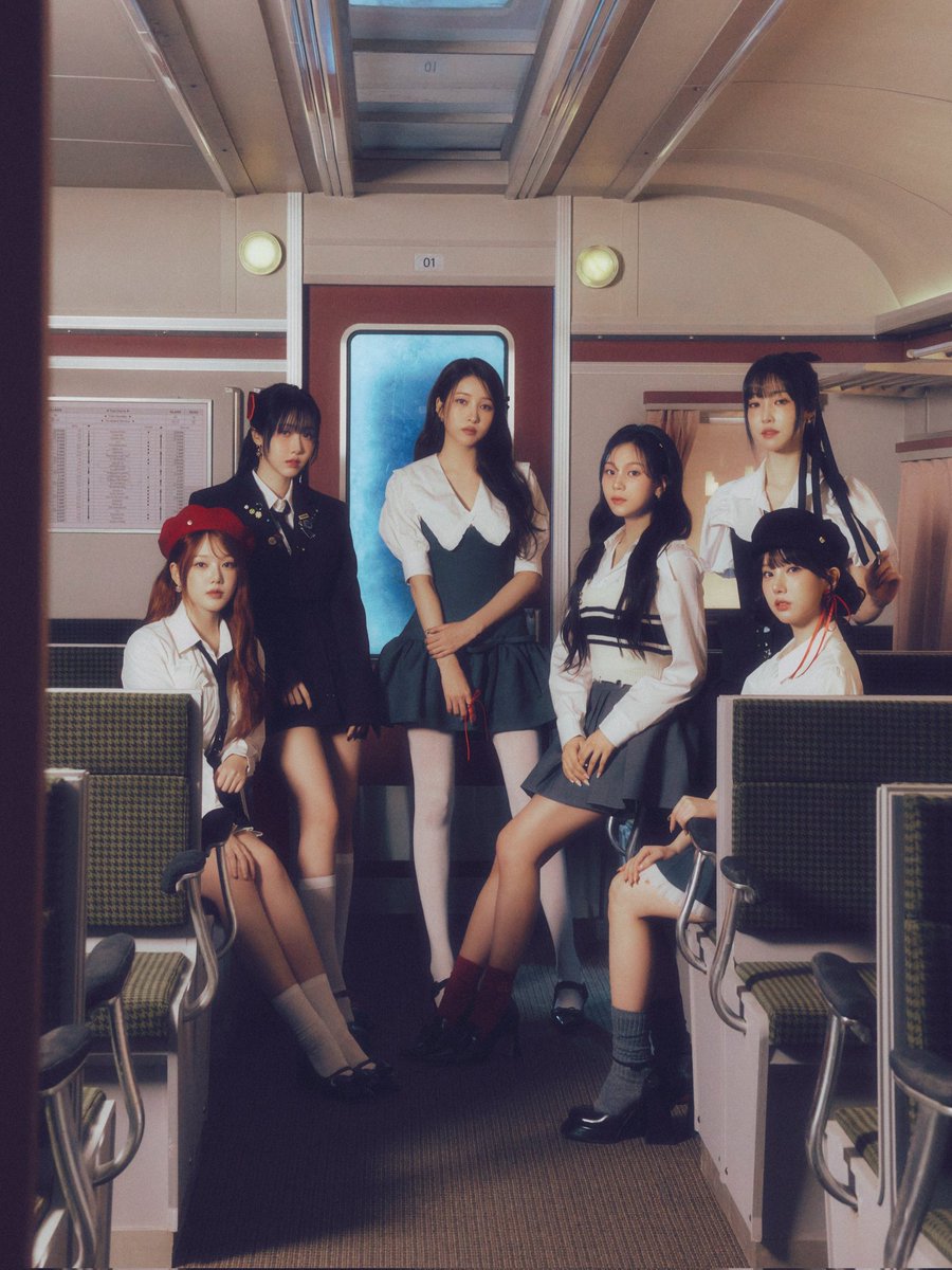 UOMJl's tweet photo. 📝♥️;
The red string follows as the train carries you onward. It cradles memories like a basket of wildflowers, soft and fragrant, reminding you that the past has shaped the gentle road ahead. https://t.co/hcYsnnTSZa