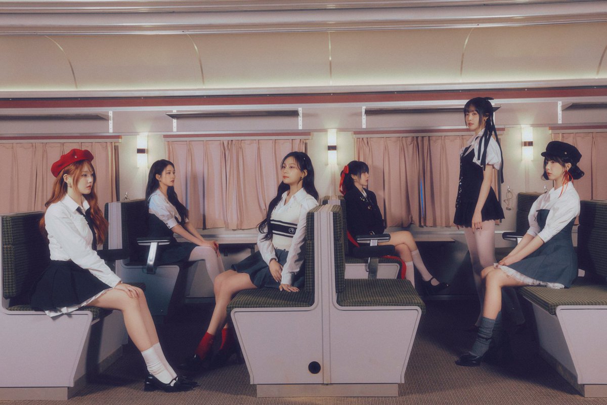 UOMJl's tweet photo. 📝♥️;
The red string follows as the train carries you onward. It cradles memories like a basket of wildflowers, soft and fragrant, reminding you that the past has shaped the gentle road ahead. https://t.co/hcYsnnTSZa