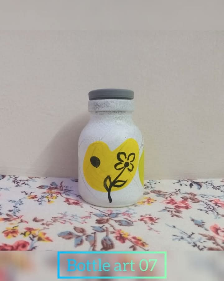 UBithy's tweet photo. Bottle Art 07

#art #paintings #bottleart #bottlepaint #bottlepainting #bottlecolor #DIY #x #newart #paintwithbithy #potpainting #TrendingNow #viral https://t.co/lXbvfmSkT3