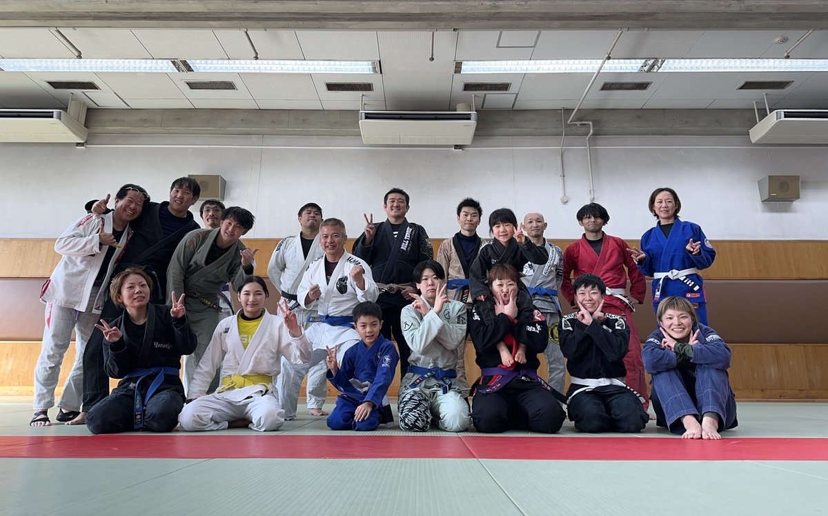 miyacchitrainer's tweet photo. 親子で寝屋川柔術練習会、参加することができました。ありがとうございました。@BjjShtj https://t.co/G45gawduqg