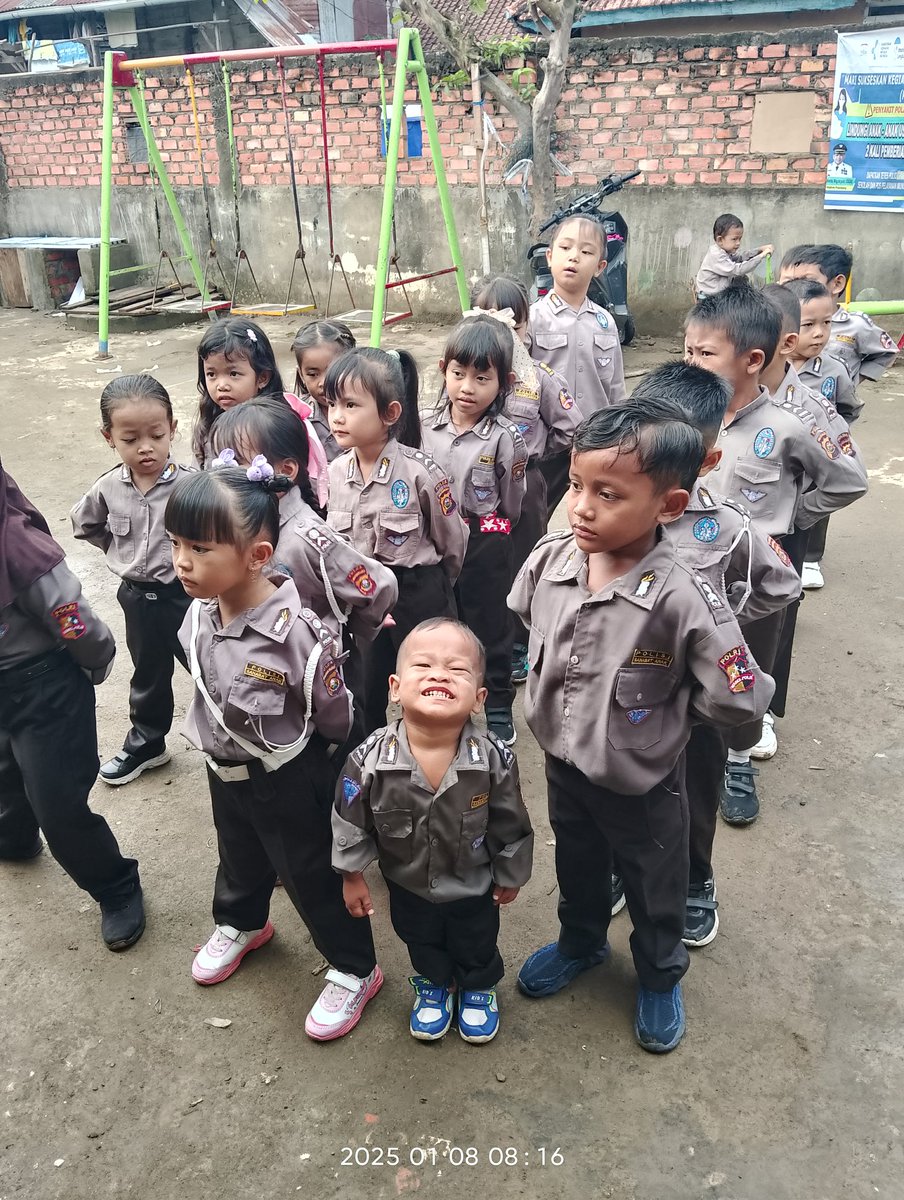 niken0811_'s tweet photo. Masyaallah tabarakallah 
Lucu sekali kamu nak♥️
Sehat selalu dan panjang umur sayang♥️ https://t.co/lsRfsZd92S