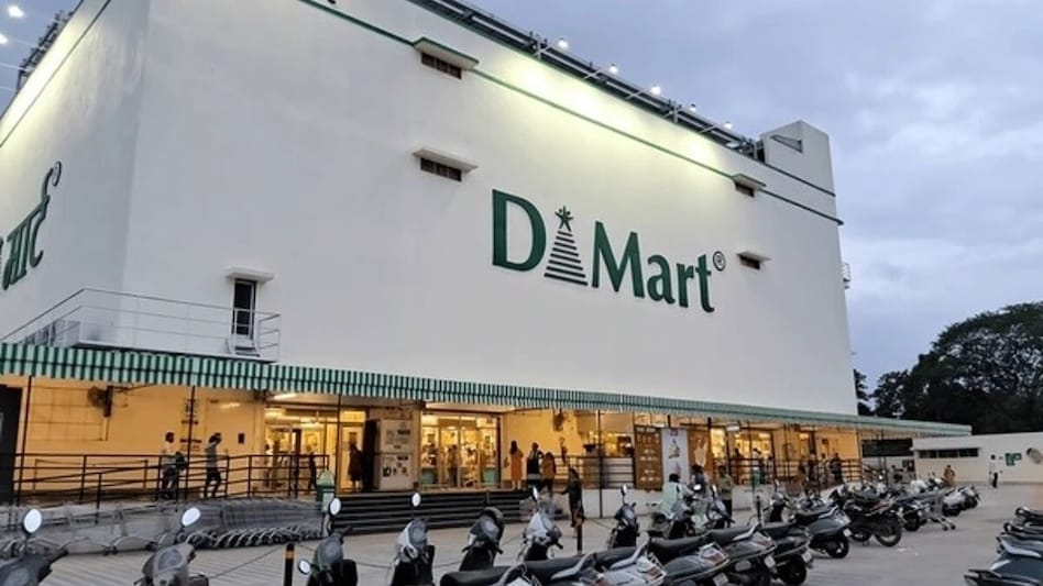 RahulKamya's tweet photo. DMart shares: Why Radhakishan Damani stock soared 12% today
Shares of DMart soared 12.33 per cent to hit a high of Rs 4,064.15 on BSE. Despite this, the stock is up a mere 5 per cent in the past one year.
#dmartshare  #DMart #BSE https://t.co/dJ32eSttjr