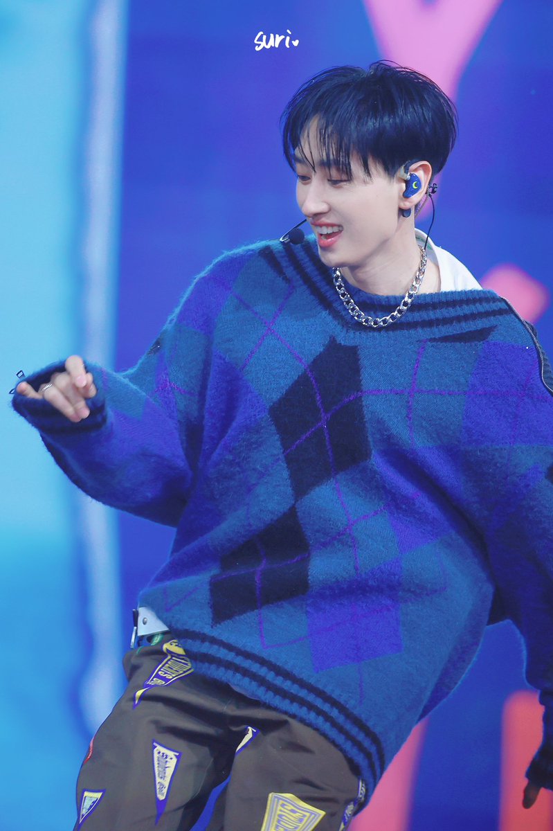 suriwithmoon's tweet photo. 20250111 SMTOWN 
🌙

#EUNHYUK 
#ウニョク 
#은혁 
#이혁재
#슈퍼주니어 #SUPERJUNIOR
#SMTOWN #SM_30thAnniversary
#SMTOWN2025 
#SMTOWN2025_SEOUL
#SMCU https://t.co/PJNFpSpRv8
