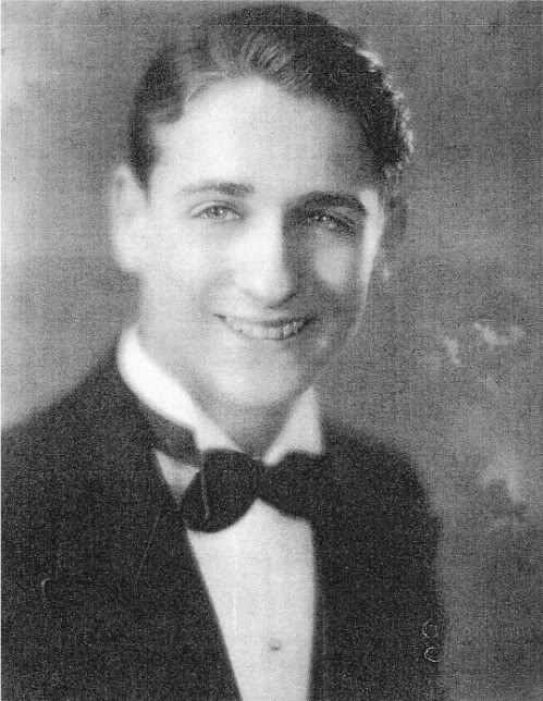 jones_est's tweet image. Remembering Jack Mercer On His 115th Birthday. Jack Was The Voice Of Popeye The Sailor Man For 40 Years From 1935 To 1980 Where He Reprised His Role In The Opening Cartoon Of The 1980 Movie Starring Robin Williams. #JackMercer